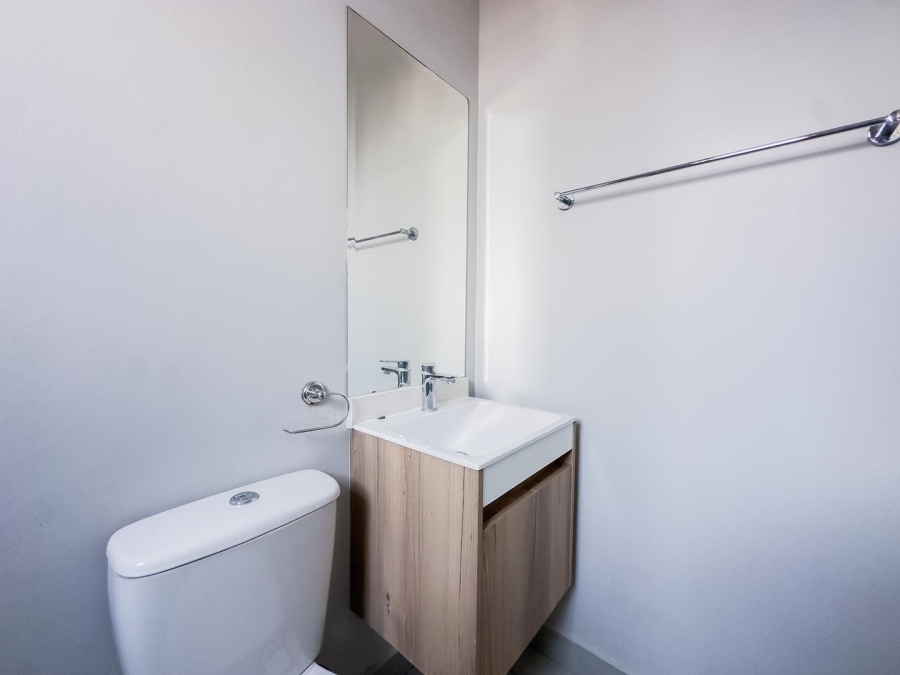 2 Bedroom Property for Sale in Lombardy Estate Gauteng
