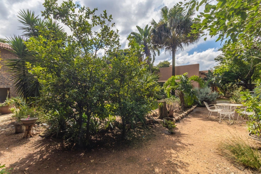 5 Bedroom Property for Sale in Radiokop Gauteng