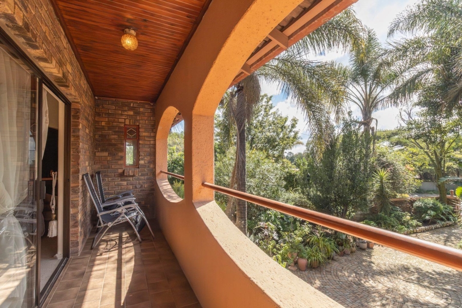 5 Bedroom Property for Sale in Radiokop Gauteng