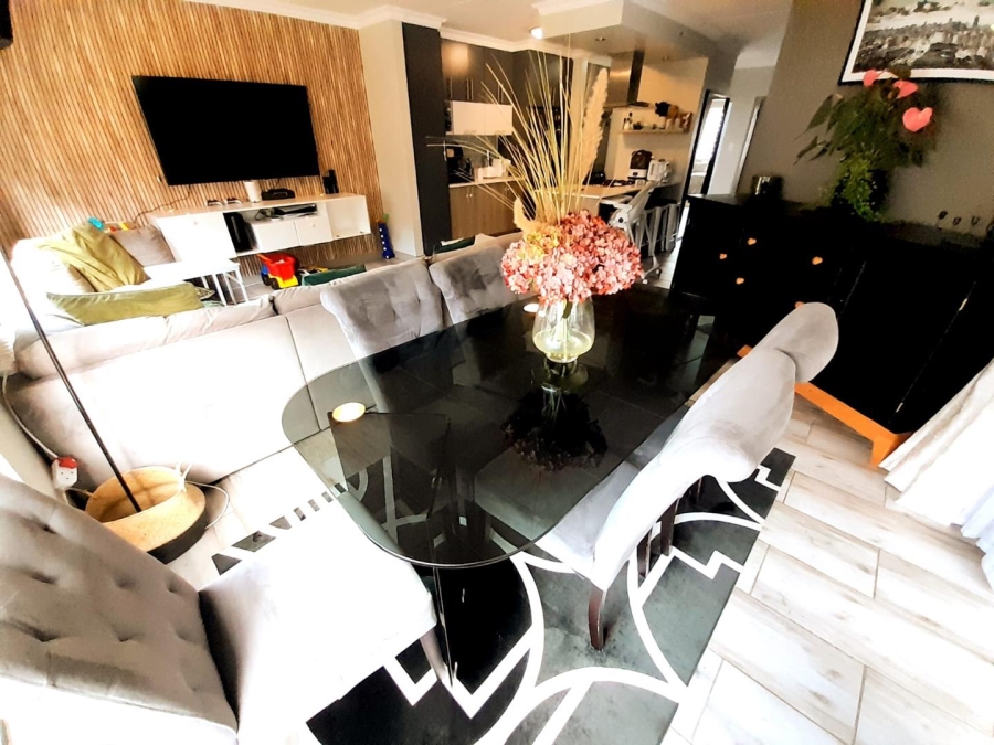 3 Bedroom Property for Sale in Carlswald Gauteng