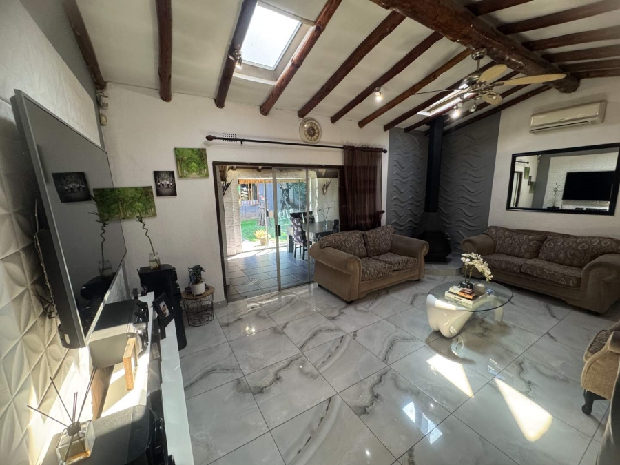 4 Bedroom Property for Sale in Brackendowns Gauteng