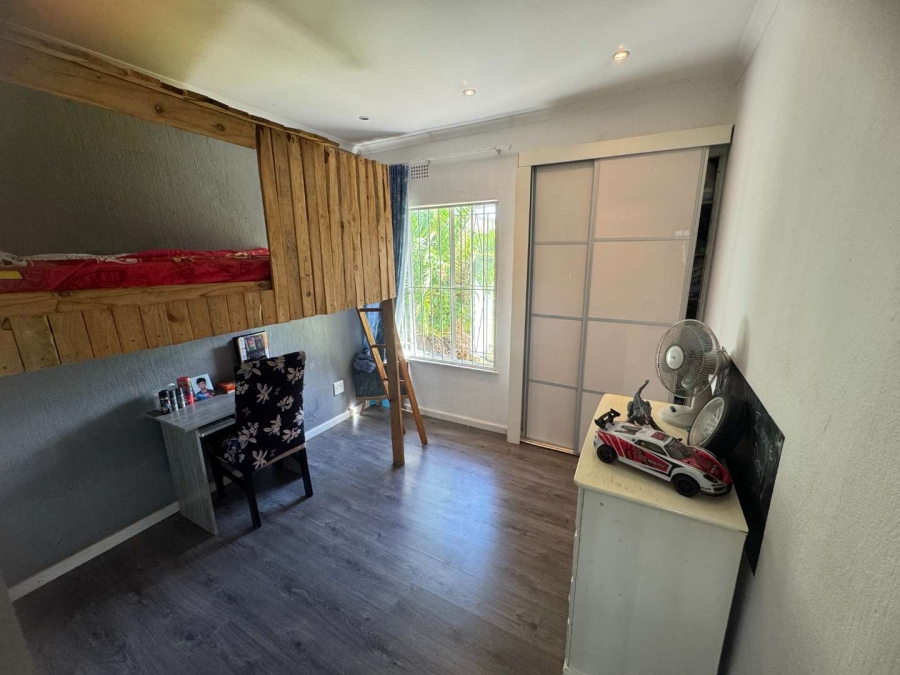 4 Bedroom Property for Sale in Brackendowns Gauteng