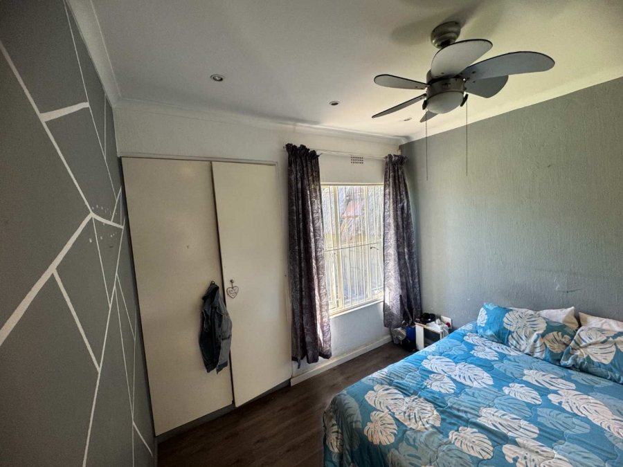 4 Bedroom Property for Sale in Brackendowns Gauteng