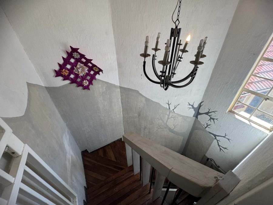 5 Bedroom Property for Sale in Brackendowns Gauteng