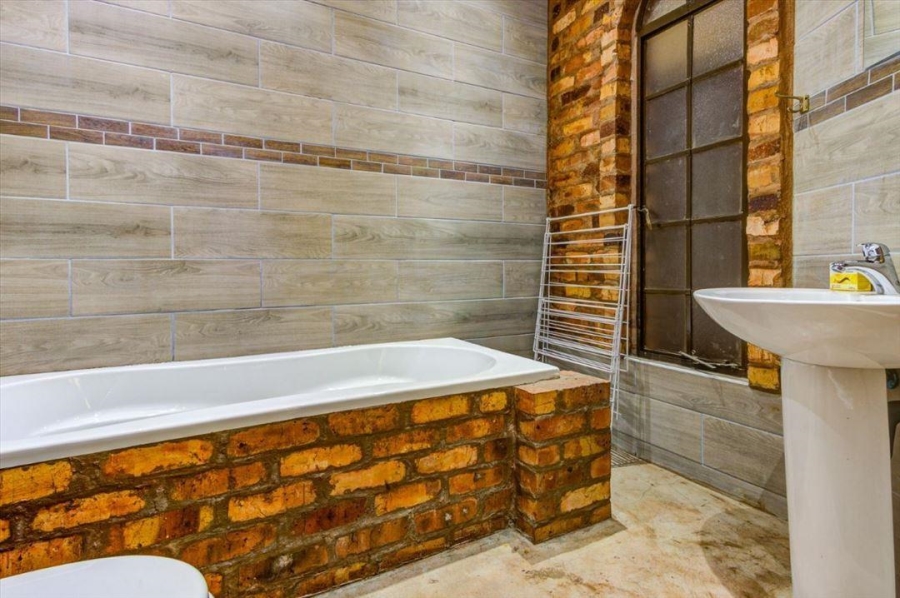 3 Bedroom Property for Sale in Comet Gauteng