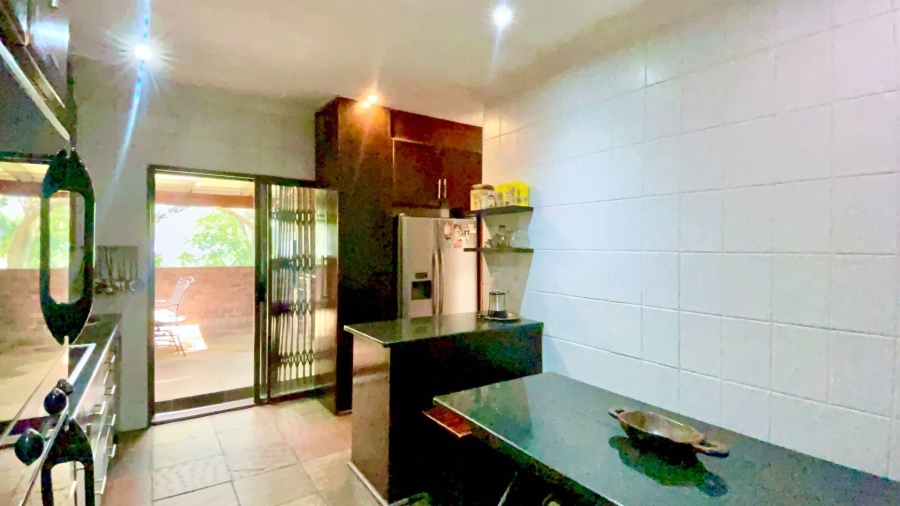 5 Bedroom Property for Sale in Lukasrand Gauteng