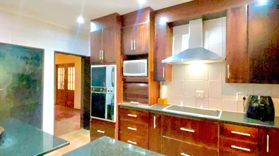 5 Bedroom Property for Sale in Lukasrand Gauteng