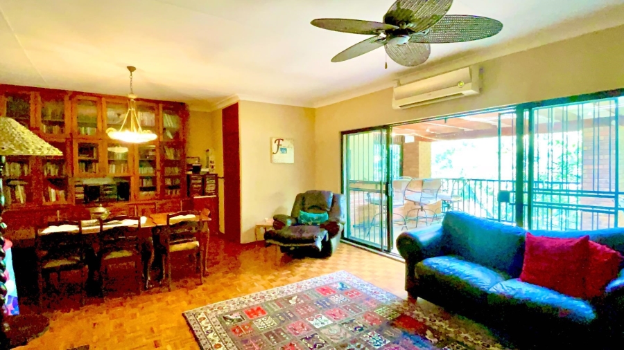 5 Bedroom Property for Sale in Lukasrand Gauteng