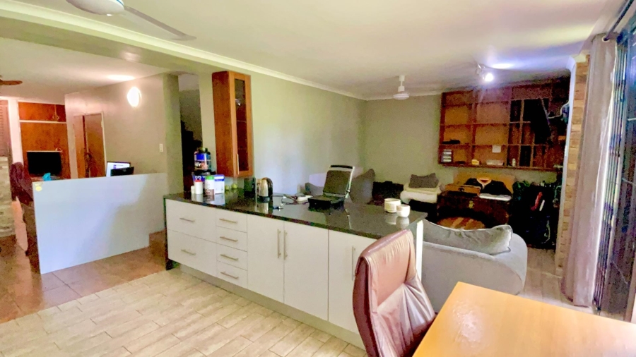 5 Bedroom Property for Sale in Lukasrand Gauteng