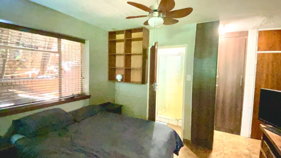 5 Bedroom Property for Sale in Lukasrand Gauteng