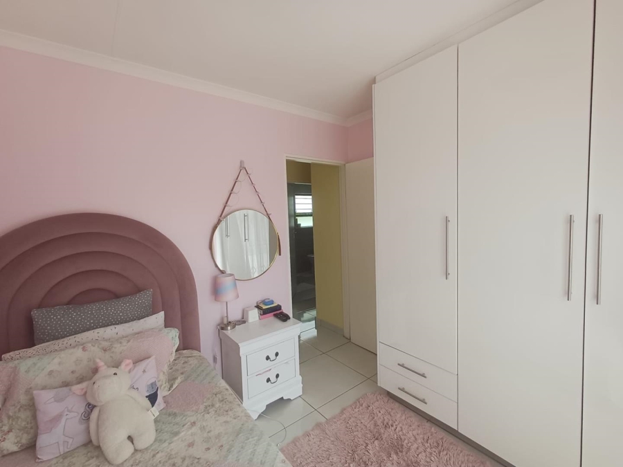 To Let 3 Bedroom Property for Rent in Olivedale Gauteng