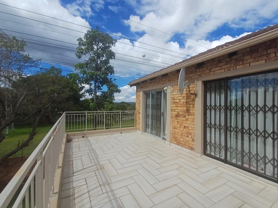 To Let 3 Bedroom Property for Rent in Olivedale Gauteng