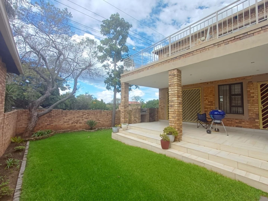 To Let 3 Bedroom Property for Rent in Olivedale Gauteng