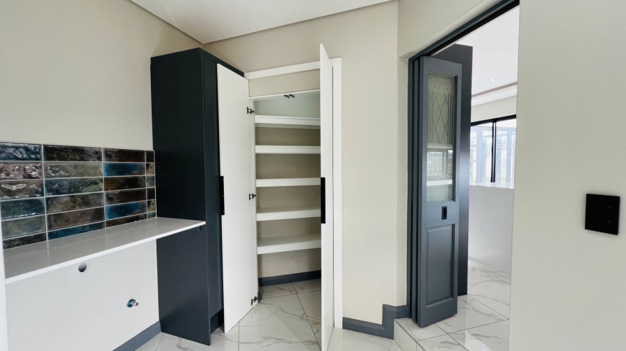 4 Bedroom Property for Sale in Fountainbrook Estate Gauteng