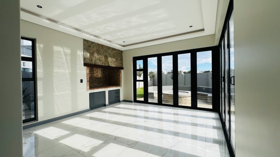 4 Bedroom Property for Sale in Fountainbrook Estate Gauteng