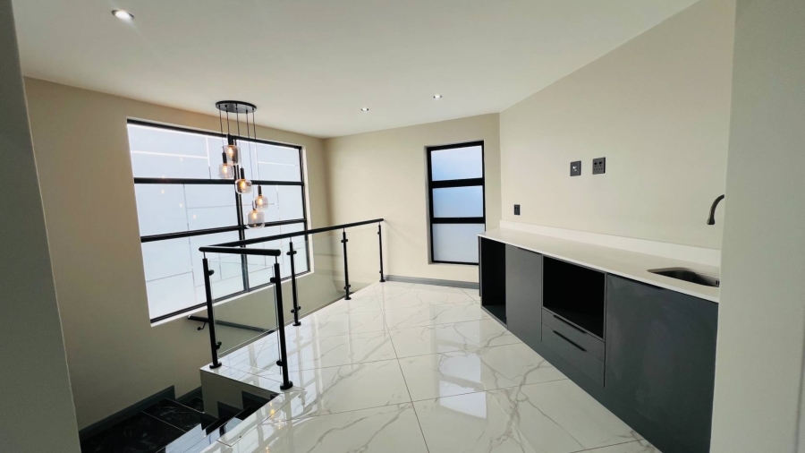 4 Bedroom Property for Sale in Fountainbrook Estate Gauteng