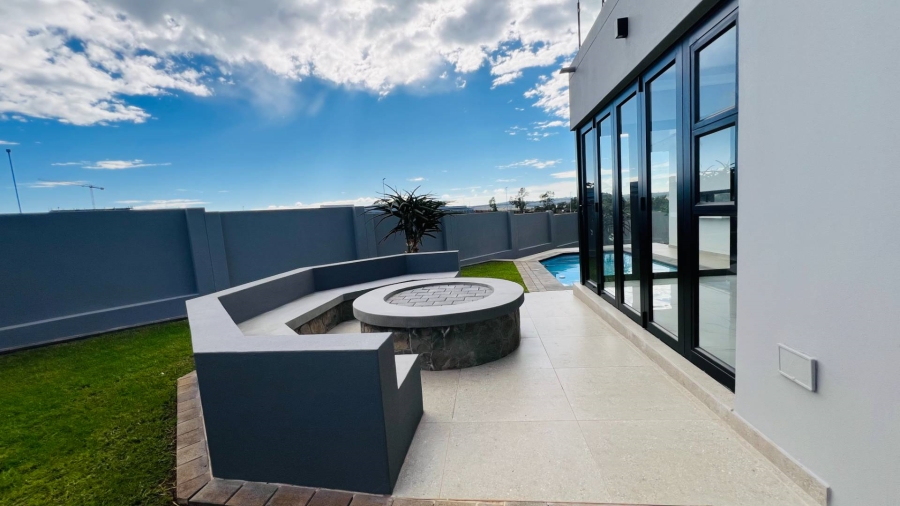 4 Bedroom Property for Sale in Fountainbrook Estate Gauteng