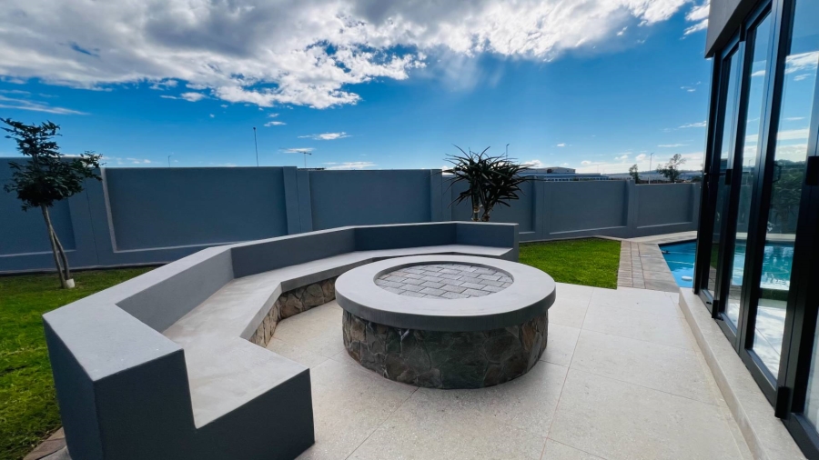 4 Bedroom Property for Sale in Fountainbrook Estate Gauteng