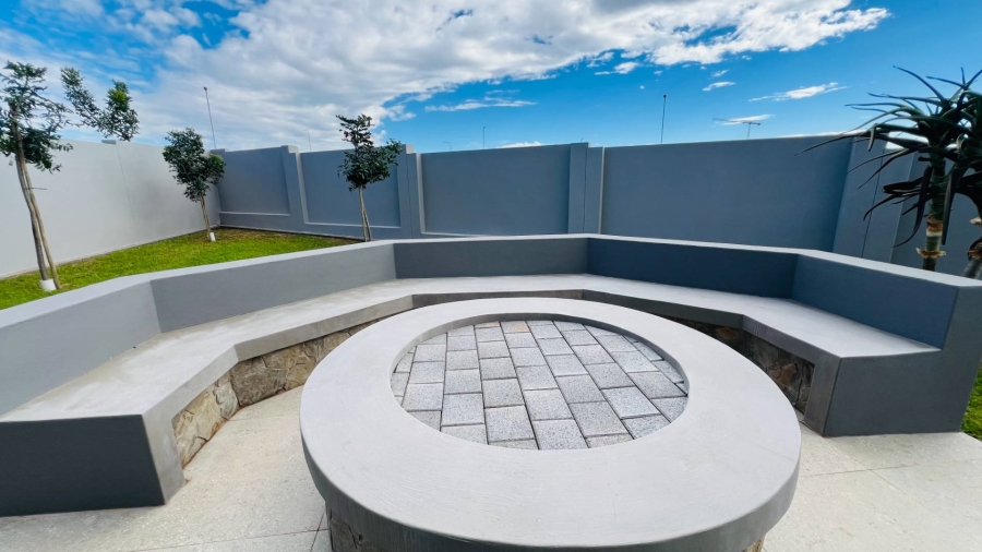4 Bedroom Property for Sale in Fountainbrook Estate Gauteng