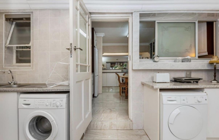 3 Bedroom Property for Sale in Mulbarton Gauteng