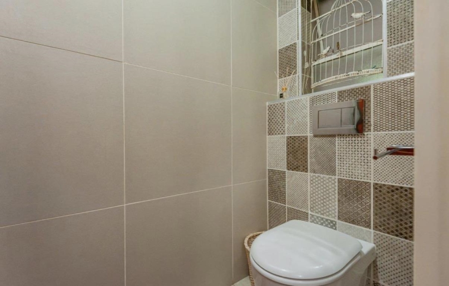 3 Bedroom Property for Sale in Mulbarton Gauteng