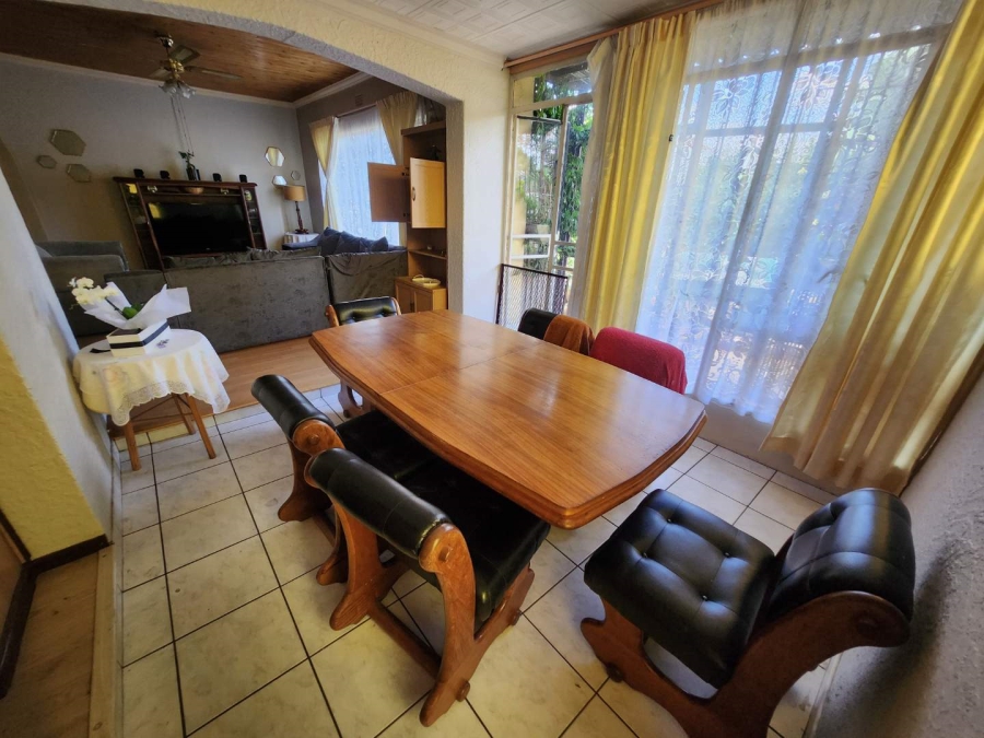 4 Bedroom Property for Sale in Verwoerdpark Gauteng