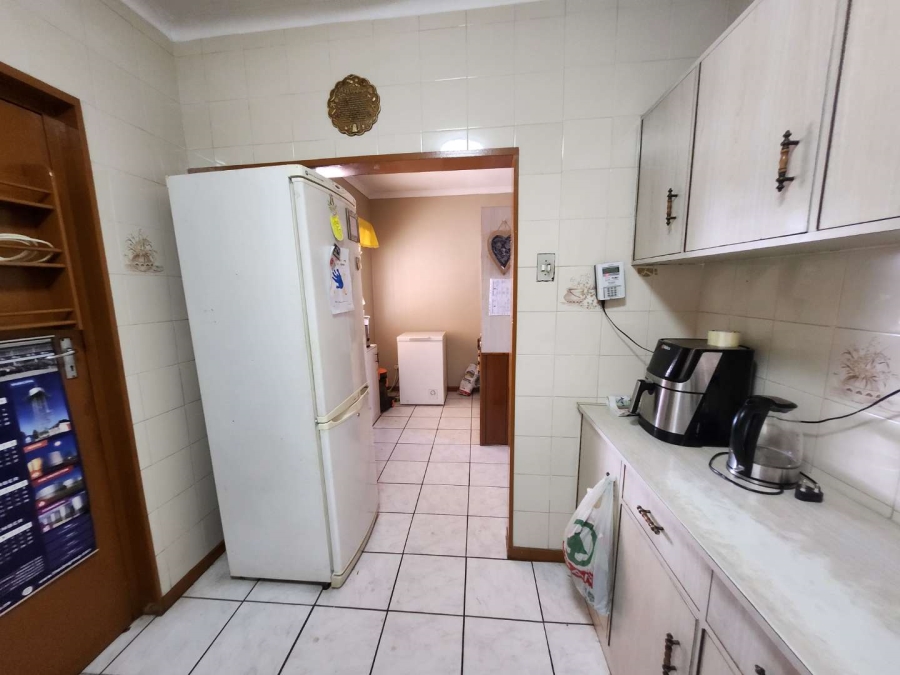 4 Bedroom Property for Sale in Verwoerdpark Gauteng
