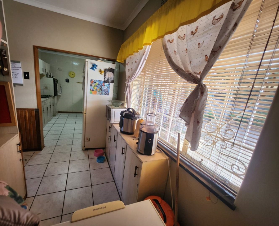 4 Bedroom Property for Sale in Verwoerdpark Gauteng