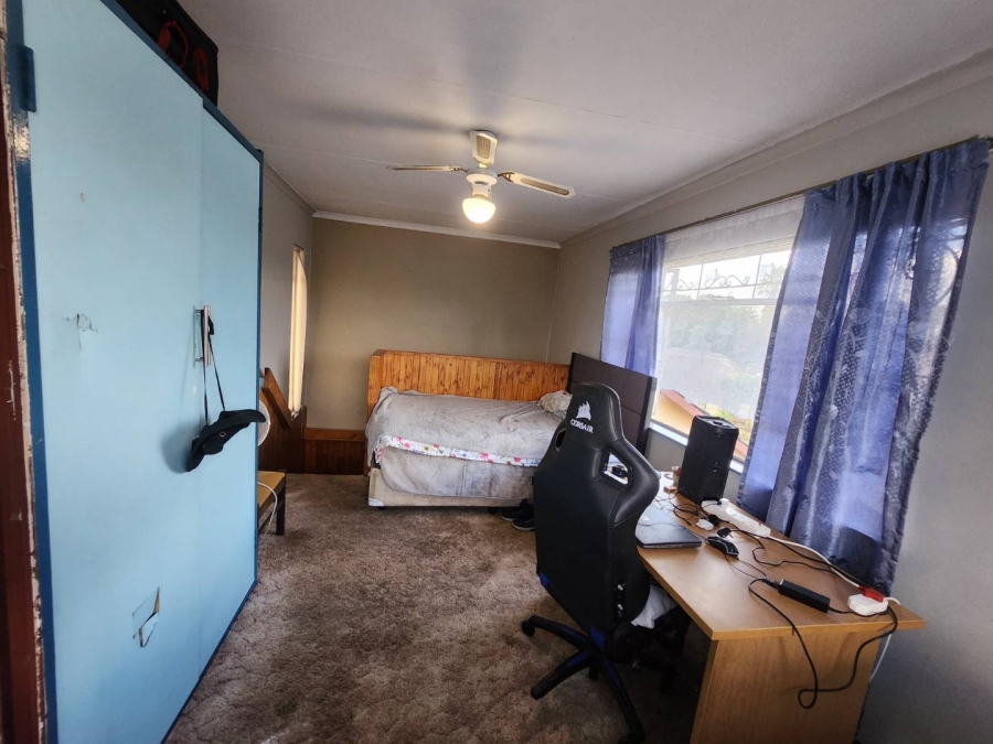 4 Bedroom Property for Sale in Verwoerdpark Gauteng