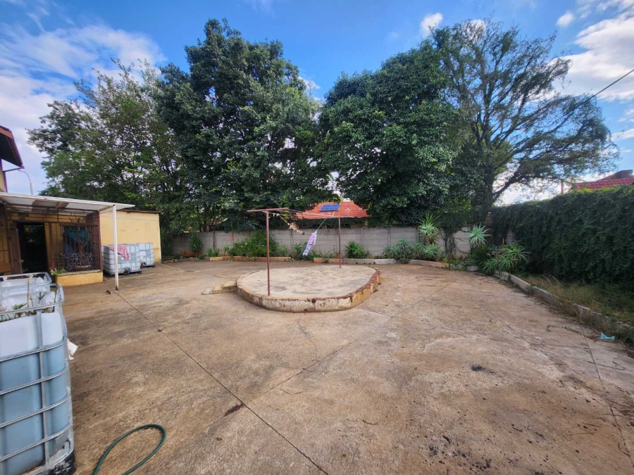 4 Bedroom Property for Sale in Verwoerdpark Gauteng