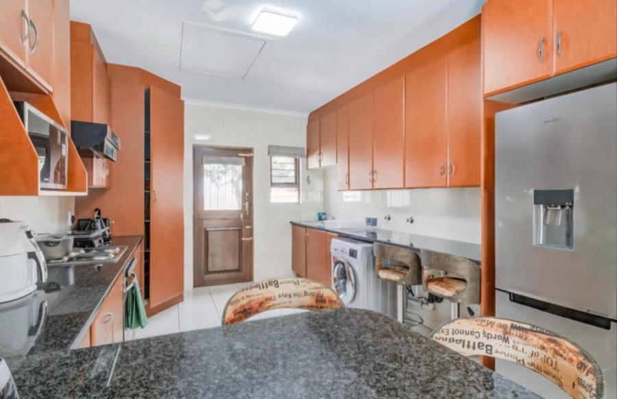 3 Bedroom Property for Sale in Mulbarton Gauteng