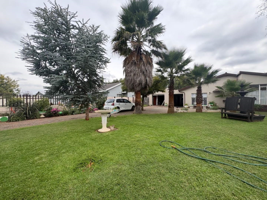3 Bedroom Property for Sale in Rothdene Gauteng