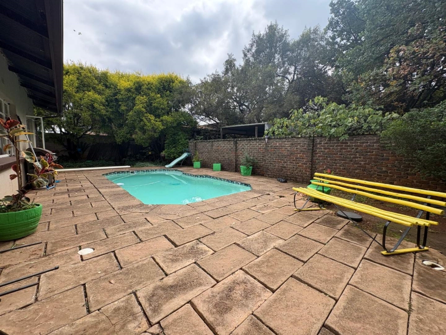 3 Bedroom Property for Sale in Rothdene Gauteng
