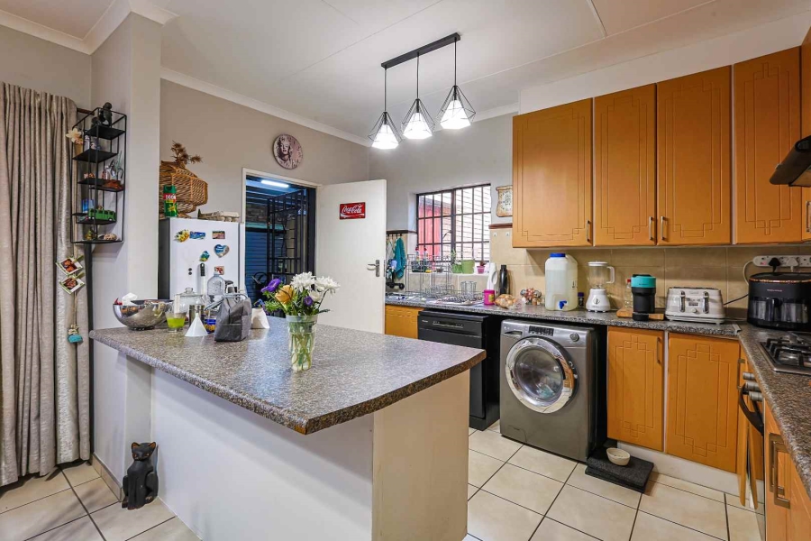 2 Bedroom Property for Sale in Equestria Gauteng