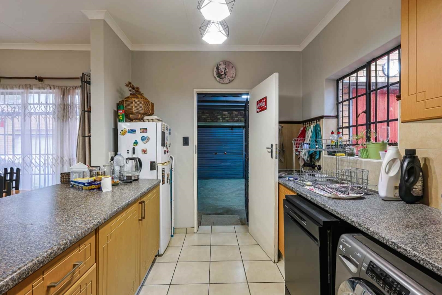 2 Bedroom Property for Sale in Equestria Gauteng