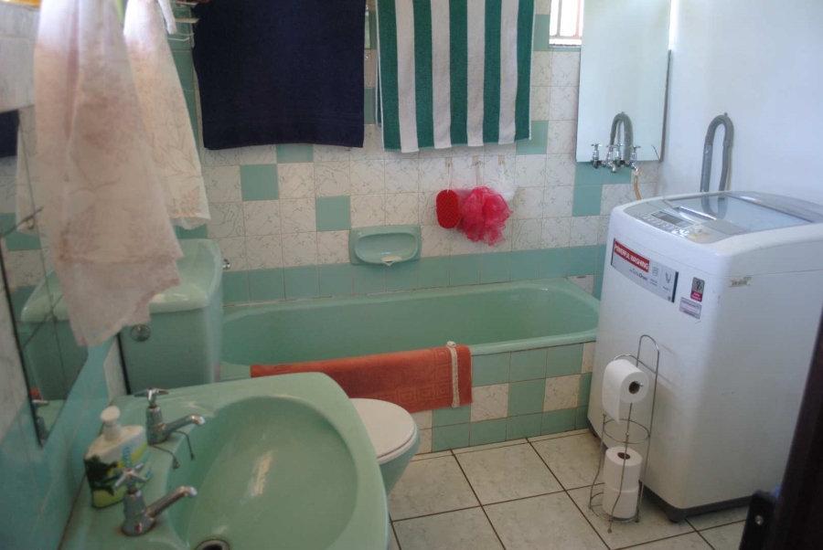 6 Bedroom Property for Sale in Valley Settlements A H Gauteng