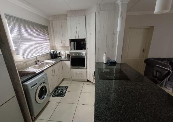 2 Bedroom Property for Sale in Amberfield Valley Gauteng