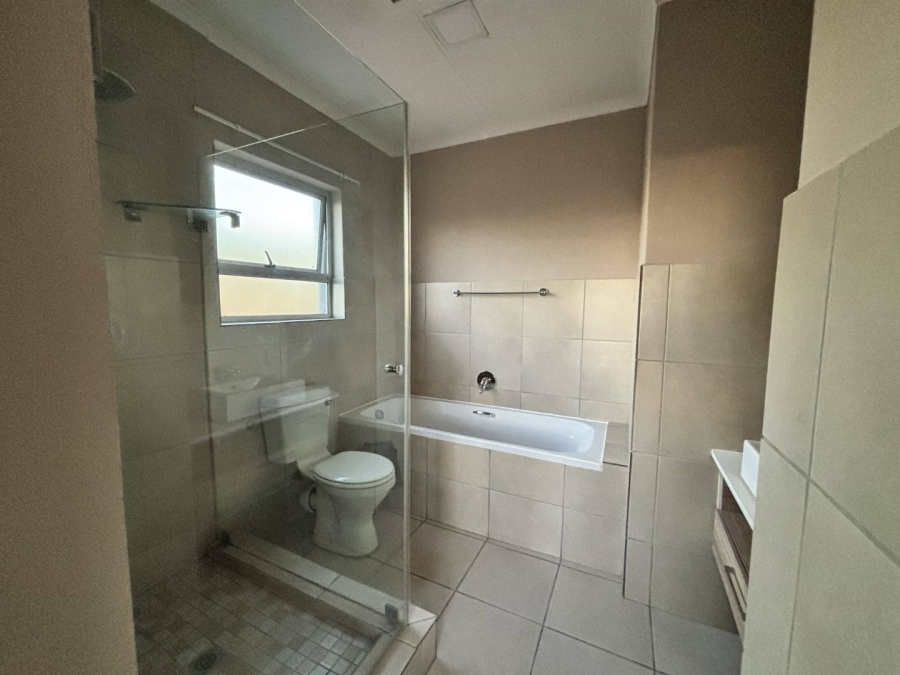 2 Bedroom Property for Sale in Montana Tuine Gauteng