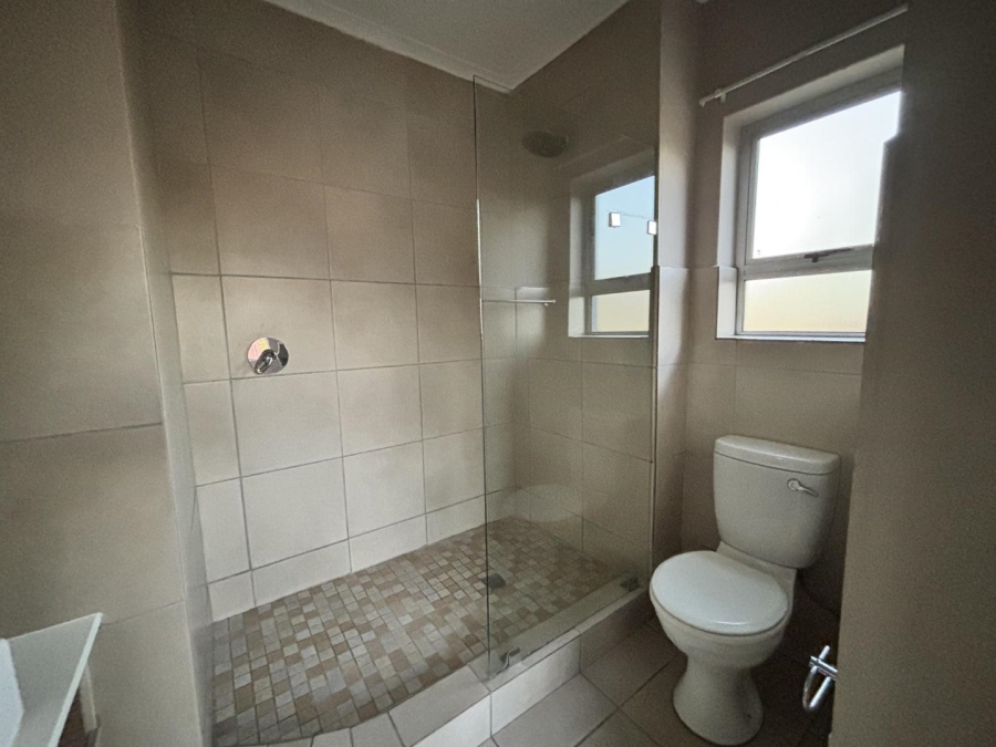 2 Bedroom Property for Sale in Montana Tuine Gauteng