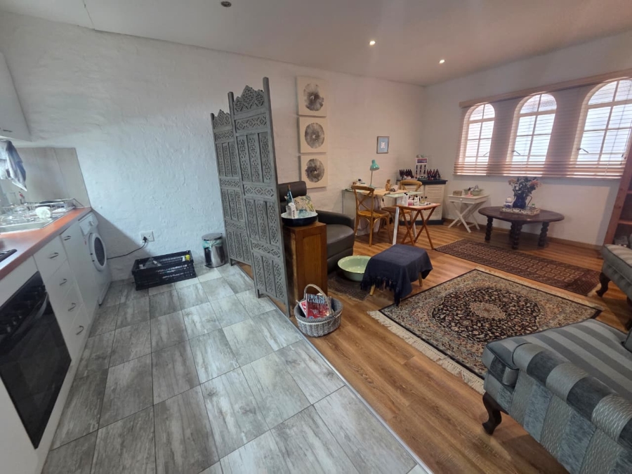 To Let 1 Bedroom Property for Rent in Blairgowrie Gauteng