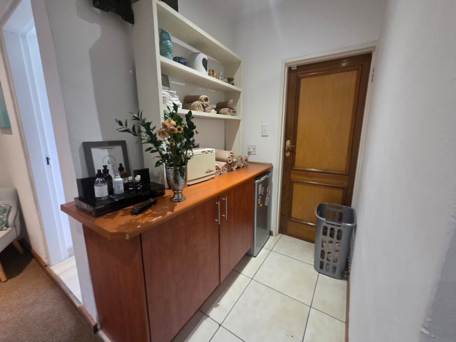 To Let 1 Bedroom Property for Rent in Blairgowrie Gauteng