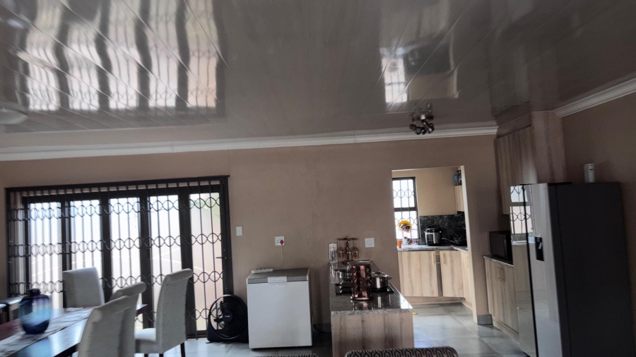 3 Bedroom Property for Sale in The Orchards Gauteng