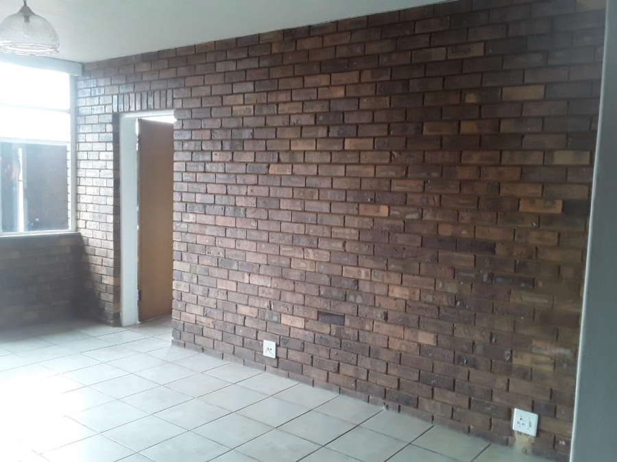 To Let 2 Bedroom Property for Rent in Annlin Gauteng