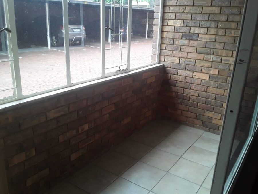 To Let 2 Bedroom Property for Rent in Annlin Gauteng