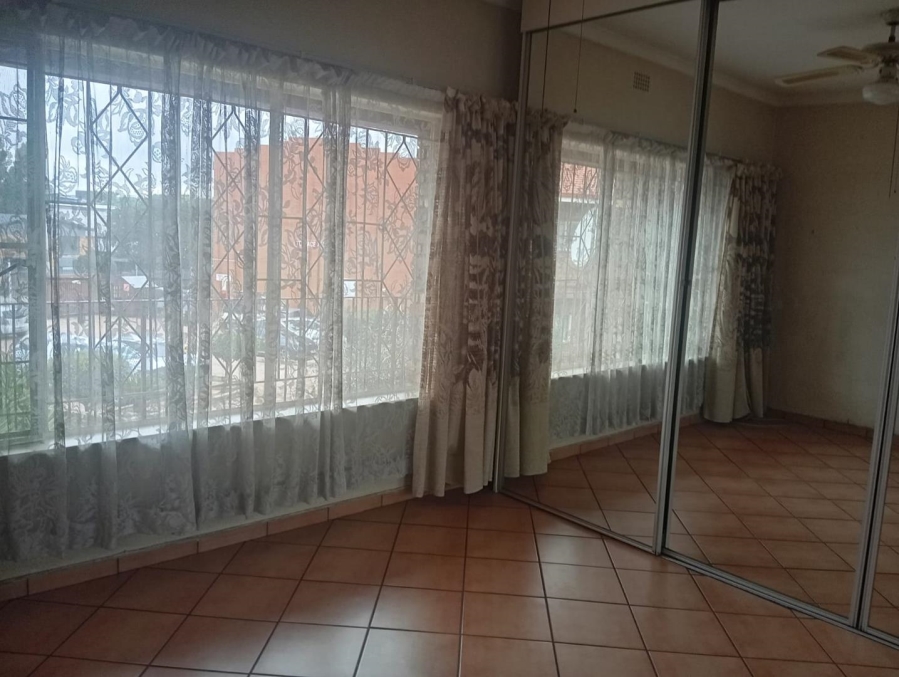 2 Bedroom Property for Sale in New Redruth Gauteng