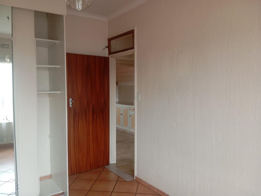 2 Bedroom Property for Sale in New Redruth Gauteng