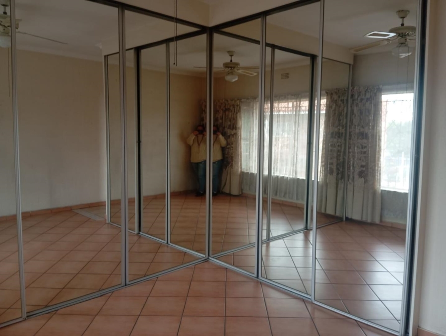 2 Bedroom Property for Sale in New Redruth Gauteng