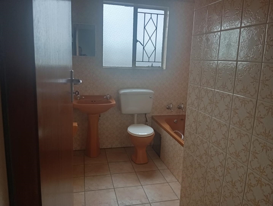 2 Bedroom Property for Sale in New Redruth Gauteng