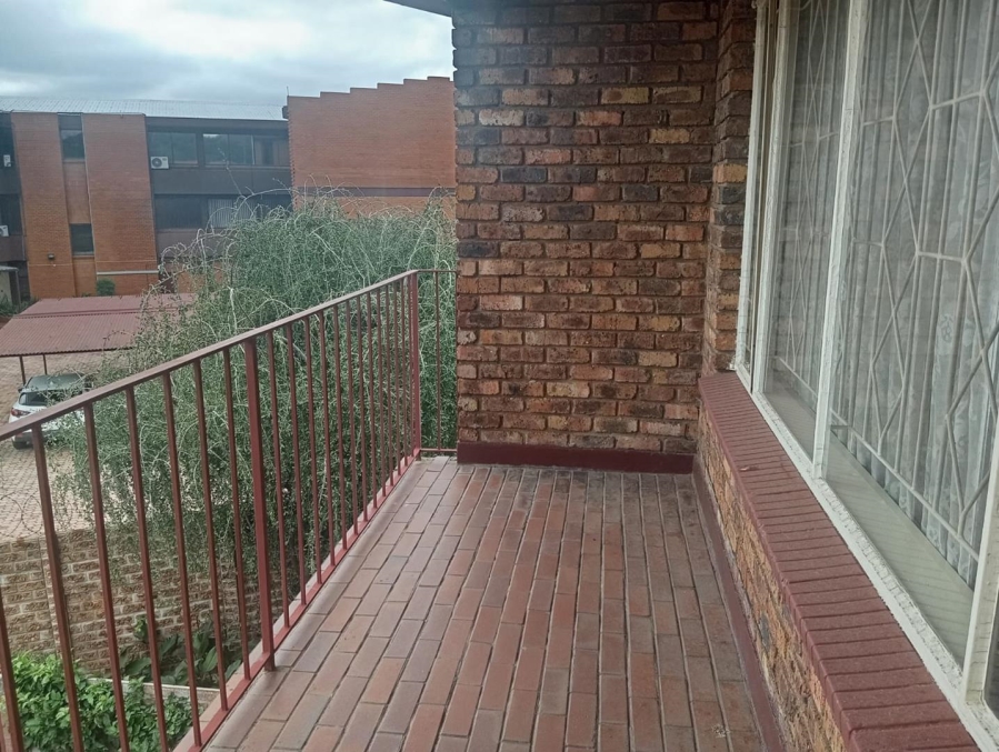 2 Bedroom Property for Sale in New Redruth Gauteng
