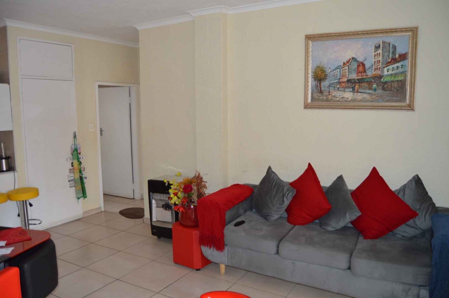 2 Bedroom Property for Sale in New Redruth Gauteng